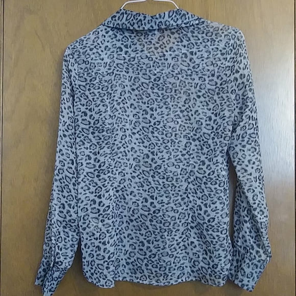 Semi Sheer Bow Tie Blouse by DYNAMTIE - Picture 4 of 10